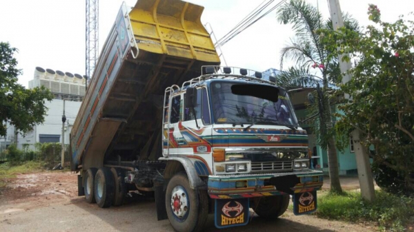ขายรถบรรทุก 10 ล้อดัมพ์ HINO FM18 185 แรงม้า 2 เพลา ราคา 700000