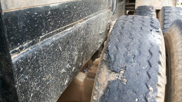 ขายรถบรรทุก 10 ล้อดัมพ์ HINO FM18 185 แรงม้า 2 เพลา ราคา 700000