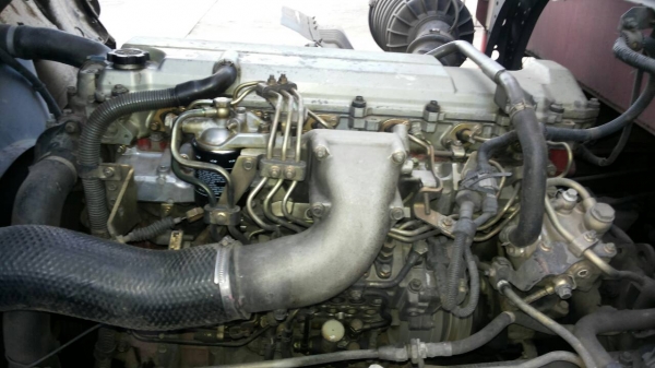 ขายรถบรรทุก 18 ล้อพ่วงแม่ลูกคอกรั้ว HINO MEGA 260 แรงม้าปี 2548 เพลาเดี่ยว ลูกพ่วง 2 เพลา ราคา 1500000