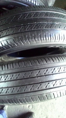 215/65R16 DUNLOP SP LT37 ปี2013 ชุด 4 เส้น tel.081-427-3941 215/65R16 DUNLOP SP LT37 ปี2013 ชุด 4 เส้น tel.081-427-3941