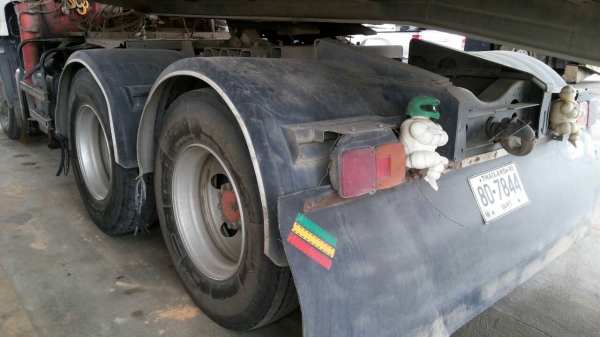 ขายรถบรรทุก 10 ล้อหัวลาก HINO MEGA  260 แรงม้าปี 2548 ราคา 1000000