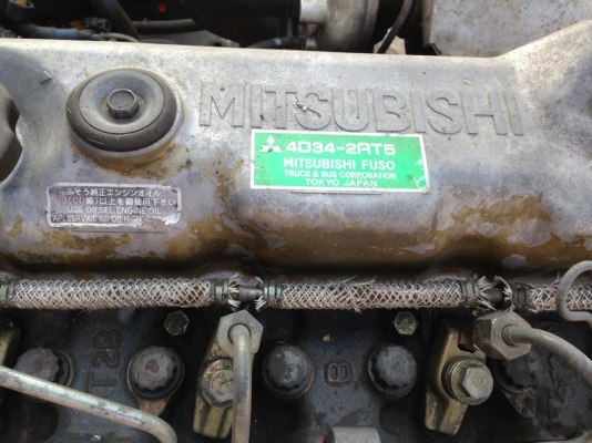 รถ 6 ล้อ Mitsubishi Canter