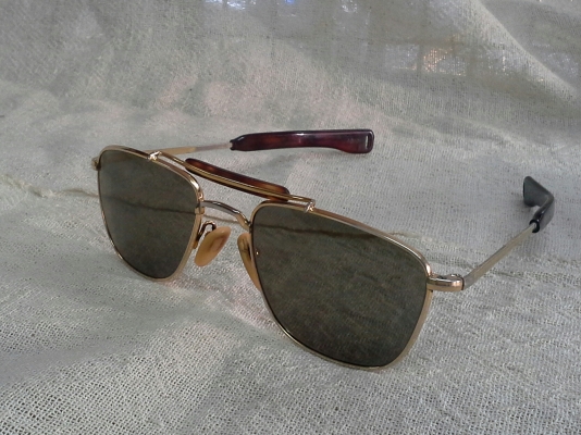 อภิมหาเทพแว่นตา (ตัวบิดา) AO SKYMASTER PILOT AO184 20KGP USA