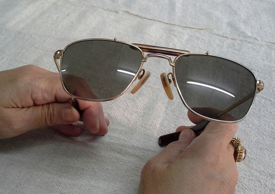 อภิมหาเทพแว่นตา (ตัวบิดา) AO SKYMASTER PILOT AO184 20KGP USA