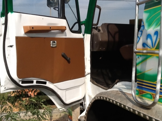 HINO KT EH700 1 เพลา ขึ้นแบคโฮสวยๆเหล็กต่อใหม่ทั้งหมด