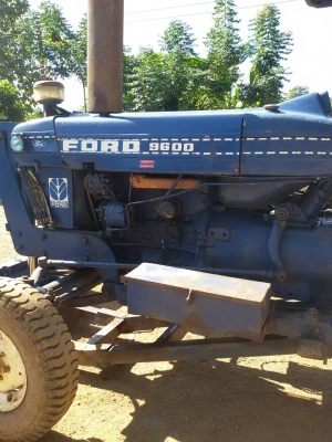 ขายรถไถ Ford ราคาถูก สภาพสวย