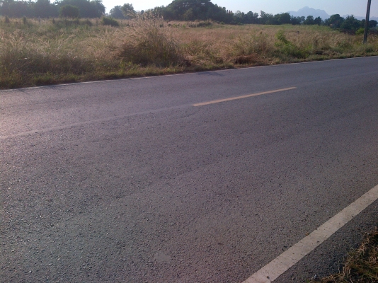 ขายที่ 7 ไร่   ราคารวม 2.6 ล้าน  0906208746 ทางเข้าออกสะดวกออกได้ 2 ทาง