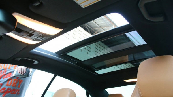 BENZ E-COUPE 250 CGI รถออกปลายปี2010 จดปี2012 BENZ E-COUPE 250 CGI รถออกปลายปี2010 จดปี2012