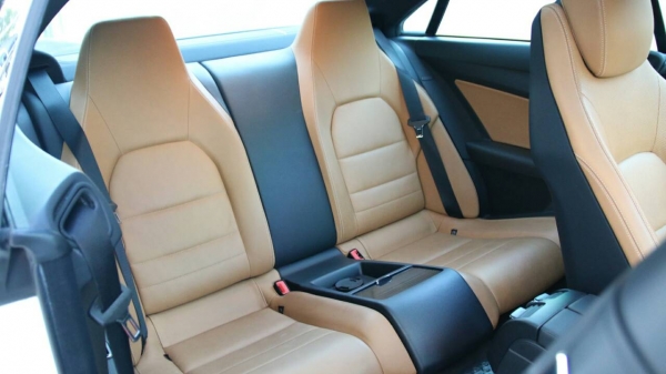 BENZ E-COUPE 250 CGI รถออกปลายปี2010 จดปี2012 BENZ E-COUPE 250 CGI รถออกปลายปี2010 จดปี2012