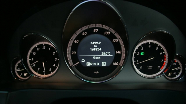 BENZ E-COUPE 250 CGI รถออกปลายปี2010 จดปี2012 BENZ E-COUPE 250 CGI รถออกปลายปี2010 จดปี2012