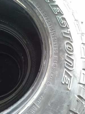 Deestone MT 285/75/16 ปลายปี11 สภาพดี 1ชุด