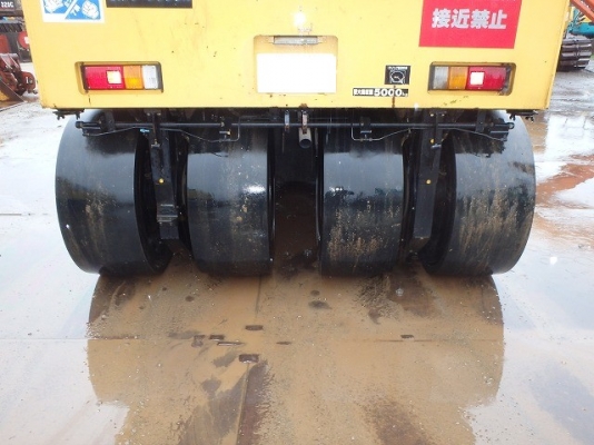 ขายรถบดล้อยาง 7 ล้อ SAKAI : T2  S/N: TTS4-21735