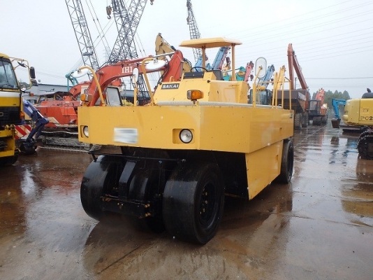 ขายรถบดล้อยาง 7 ล้อ SAKAI : T2  S/N: TTS4-21735