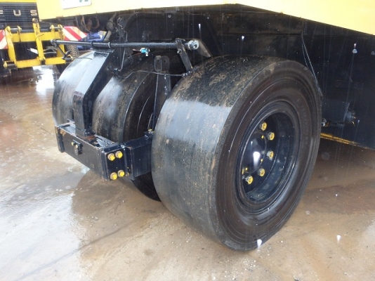 ขายรถบดล้อยาง 7 ล้อ SAKAI : T2  S/N: TTS4-21735