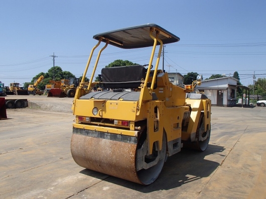 ขายรถบดสั่นสะเทือน 2 ล้อเหล็ก SAKAI : SW60  S/N: VSW1-10600