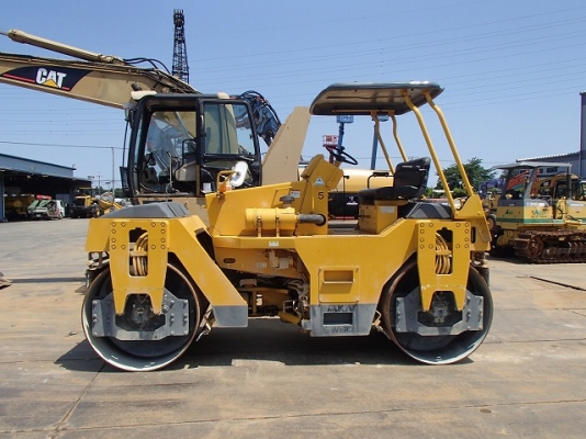 ขายรถบดสั่นสะเทือน 2 ล้อเหล็ก SAKAI : SW60  S/N: VSW1-10600