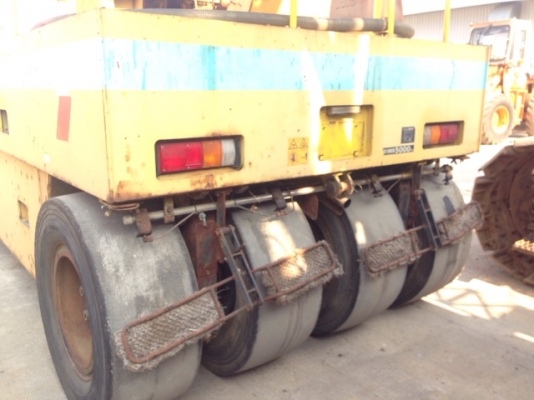 รถบด 7 ล้อยาง Sakai T600C นำเข้าจากญี่ปุ่น สนใจโทร. 080-6565422 (หนิง)