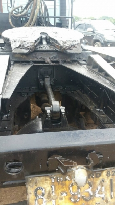 ขายรถบรรทุก 10 ล้อหัวลาก ISUZU ROCKY 240 แรงม้านางฟ้าแท้ มีระบบปั่นไฮดรอลิค ราคา 750000