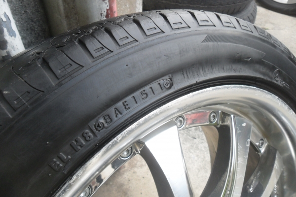 ล้อแม็ก17นิ้ว5รู114 พร้อมยาง สวยๆ 4 ล้อ ราคา 6900 บาท