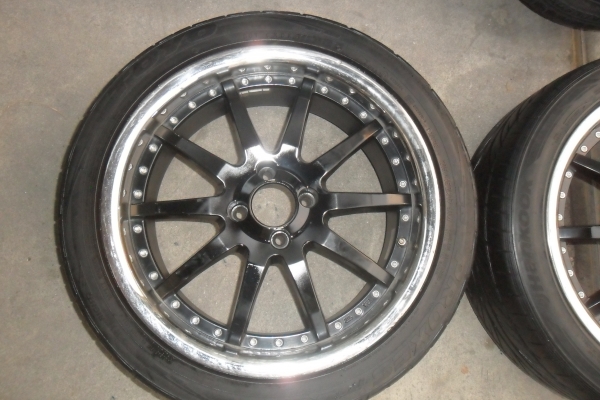 ล้อแม็ก17นิ้ว4รู100 พร้อมยาง สวยๆ 4 ล้อ ราคา 6450 บาท