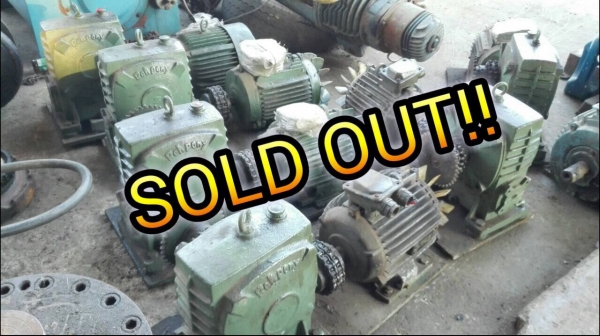 ====== Sold Out!! ======  ชุดเกียร์ส่งกำลัง Bellpony Japan เบอร์ 100 ทด 1:10 ชนมอเตอร์ 5 HP. 380V. สวย สด แน่น มี 6 ชุด**เหมามีราคาพิเศษ**