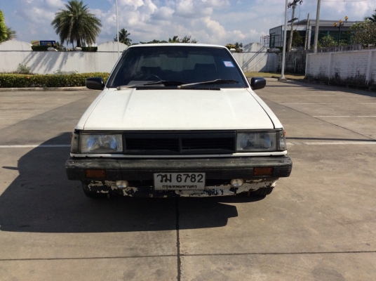 ขายรถนิสสัน ซันนี่ b11 ปี93 เครื่อง 1.3 เกียร์ธรรมดา5เกียร์ ภายในเบาะหนังสะอาดแอร์เย็นฉ่ำ ไมล์ใช้ได้หมด ตัวถังเดิมๆไม่มีชนสีเดิมบางหลังคาสีปูดมีริ้วรอยรอบคัน แบตใหม่ ยางใหม่ๆ4เส้น เครื่องวิ่งดี เกียร์แน่น ช่างล่างดี รถขับดีเลยครับผมลองขับเรียบร้อย ภาษี59