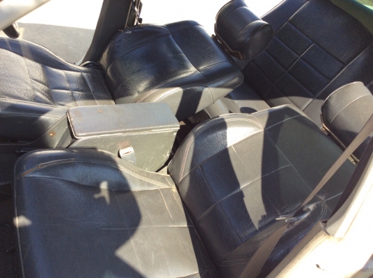 ขายรถนิสสัน ซันนี่ b11 ปี93 เครื่อง 1.3 เกียร์ธรรมดา5เกียร์ ภายในเบาะหนังสะอาดแอร์เย็นฉ่ำ ไมล์ใช้ได้หมด ตัวถังเดิมๆไม่มีชนสีเดิมบางหลังคาสีปูดมีริ้วรอยรอบคัน แบตใหม่ ยางใหม่ๆ4เส้น เครื่องวิ่งดี เกียร์แน่น ช่างล่างดี รถขับดีเลยครับผมลองขับเรียบร้อย ภาษี59