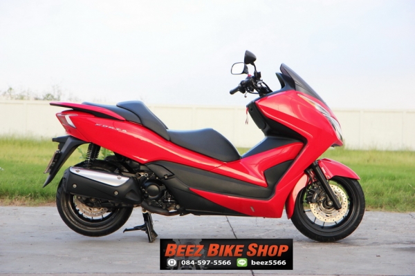 ขาย  honda forza 300 ABS ปี 2013 รถสวยเดิมๆ ทะเบียนพร้อมโอน