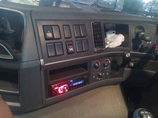 ขายด่วนวอลโล่ปี56วิ่งน้อย