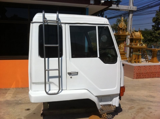 หัวเก๋ง Fuso ทำสีเก็บงานใหม่ สภาพสวยงาม ราคาไม่แพง