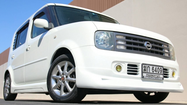 ขาย NISSAN CUBE3 RIDER เครื่อง 1,400 cc. ปี 2011