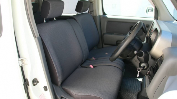 ขาย NISSAN CUBE3 RIDER เครื่อง 1,400 cc. ปี 2011