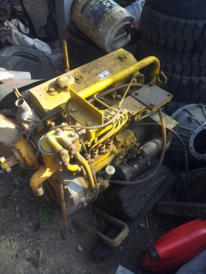 ขายเครื่่อง KOMATSU  4D95  ใส่ PC 60