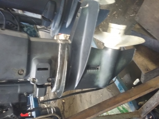 ขายเครื่อง yamaha 40 cv หาง17"