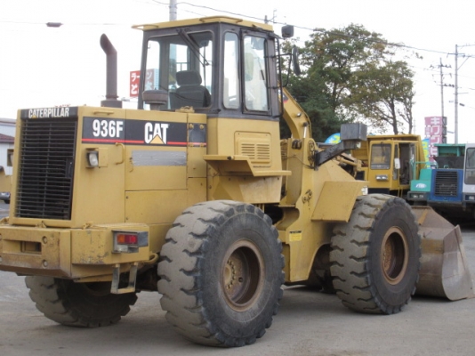 ขายรถตักล้อยาง CAT936F S/N: 9MK00695