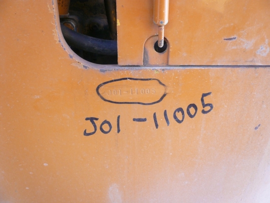 ขายรถตักล้อยางเล็ก KOMATSU : 505 S/N: J01-11005
