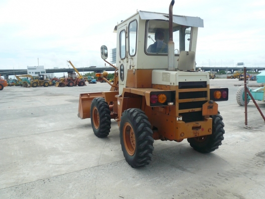 ขายรถตักล้อยางเล็ก KOMATSU : 505 S/N: J01-11005