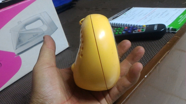 เครื่องวัดอุณหภูมิและความชื่นแบตั้งโต็ะหรือติดผนังแบบสองเข็มไม่ใช้ถ่านหรือไฟฟ้า