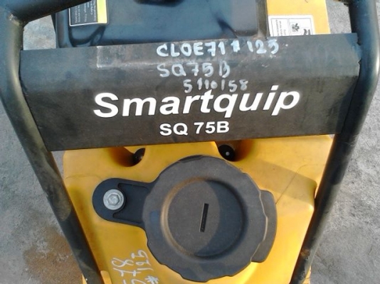 เครื่องตบพื้น Smartquip รุ่น SQ 75 B ขอใหม่ยังไม่เคยใช้งาน