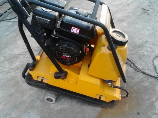 เครื่องตบพื้น Smartquip รุ่น SQ 75 B ขอใหม่ยังไม่เคยใช้งาน