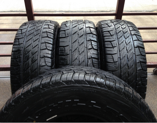ยาง All achilles 245 70 16 ปี12 ดอกเต็ม ไม่มีปะ ใช้กันยาว ราคาไม่แพง