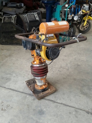 ตัวตบดินจิงโจ้ ตัวตบดินจิงโจ้