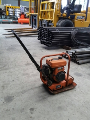 ตัวตบดิน ตัวตบดิน