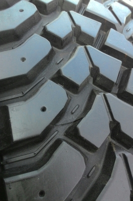 ขาย ยาง Mud 285/75/16 (33"/16) สวยๆครับ ขาย ยาง Mud 285/75/16 (33"/16) สวยๆครับ