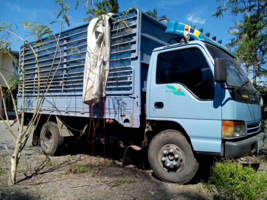 หกล้อ อีซุซุ NPR120 ปี41 ดั้มเกษตร สภาพดีสวยเดิมๆ ทะเบียนพร้อมโอน ราคา 395,000บ ถืกๆ