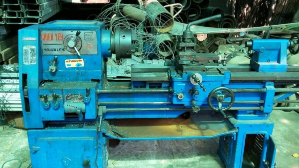 ขายกลึง5ฟุตใต้หวัน3เพลาพร้อมใช้ราคาถูกๆต่อหางยาว6ฟุตด้วย