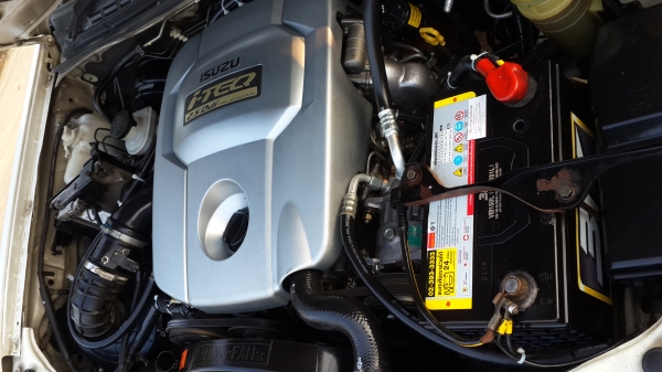 ขายรถตู้เย็น สภาพดี ทำอุณหภูมิ-18 องศา ตู้ได้มาตราฐาน ขายรถตู้เย็น สภาพดี ทำอุณหภูมิ-18 องศา ตู้ได้มาตราฐาน