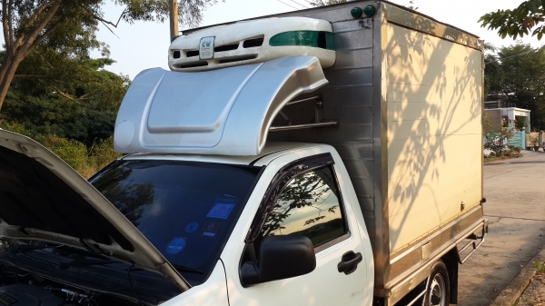 ขายรถตู้เย็น สภาพดี ทำอุณหภูมิ-18 องศา ตู้ได้มาตราฐาน ขายรถตู้เย็น สภาพดี ทำอุณหภูมิ-18 องศา ตู้ได้มาตราฐาน