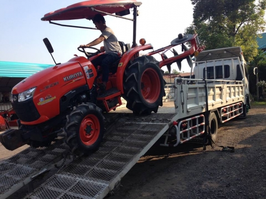 คูโบต้า L3608 4 WD ตัวเปล่า ทำงาน 311 ชั่วโมง...