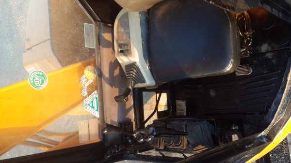 ขายรถขุดมือสองญี่ปุ่น IHI55UJ ขายรถขุดมือสองญี่ปุ่น IHI55UJ